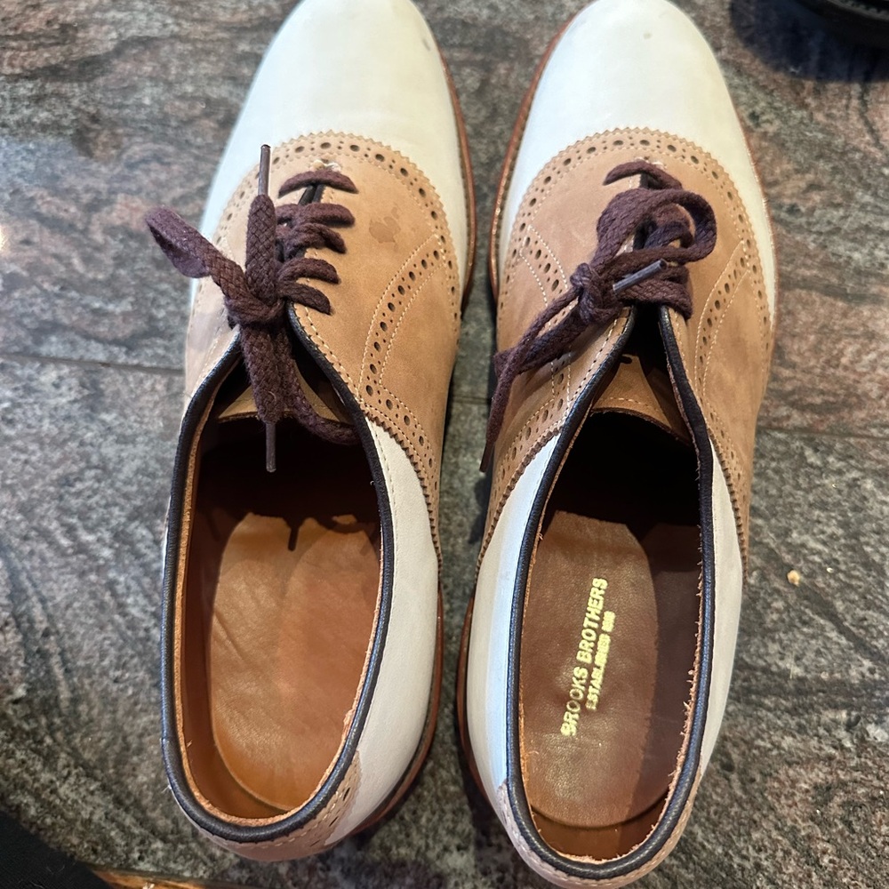 Men's Two-Tone Oxford Shoes brooks brothers